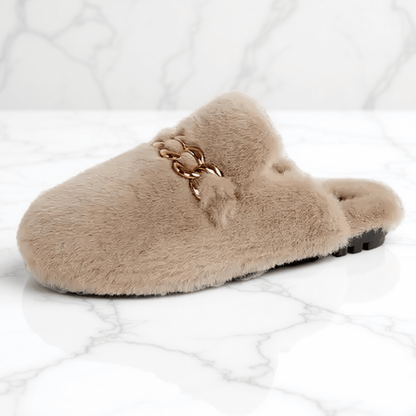 TeddyFinesse – Eleganta Faux-Fur Mule Tofflor med Guldkedja