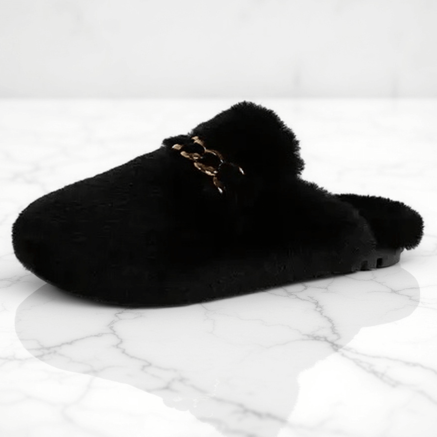TeddyFinesse – Eleganta Faux-Fur Mule Tofflor med Guldkedja